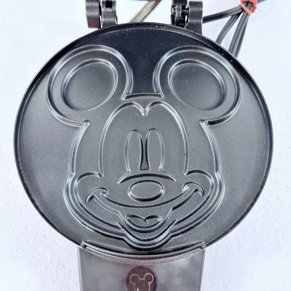 Disney mickey mouse